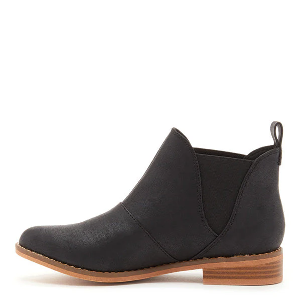 Maylon Black Ankle Bootie - Image 4